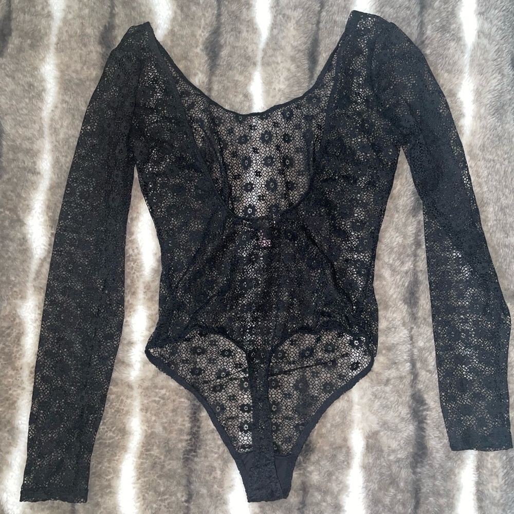 VICTORIA SECRET SHEER BODYSUIT - Picture 3 of 5
